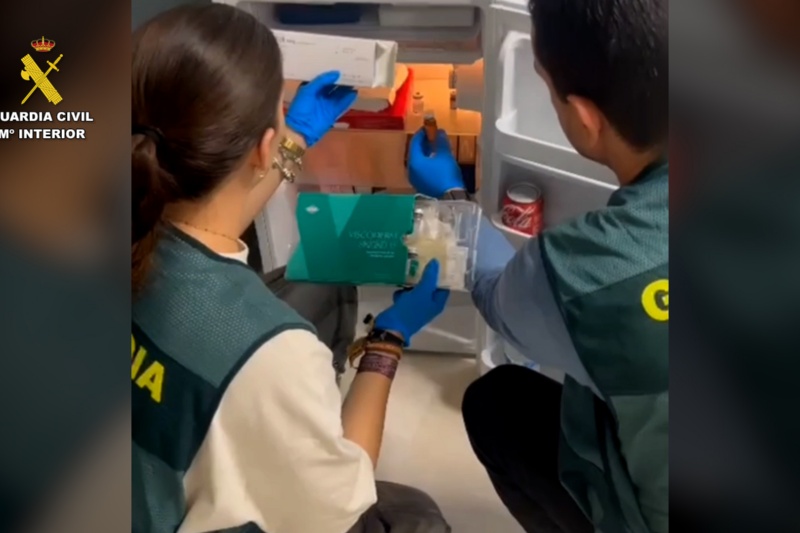 01 desmantelamiento clinica ilegal cadiz