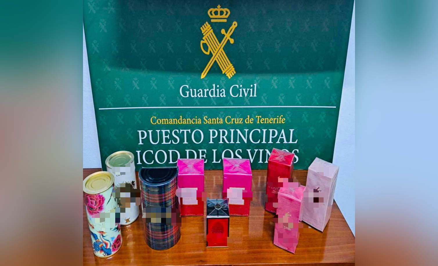 FOTOGRAFÍA PERFUMES RECUPERADOS