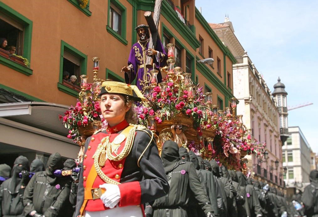 05.04.23. La Guardia Civil participa en la Semana Santa