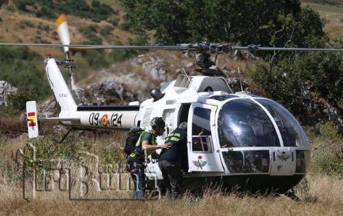 08 24 helicóptero guardia civil vehiculo rescate montaña marca de agua