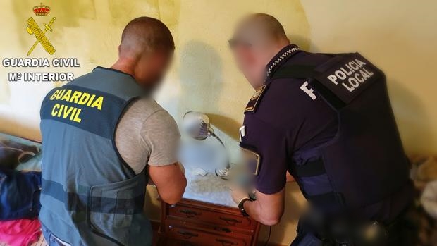 20220404 DET2P ROBOS VIVIENDA TABERNAS E IZNALLOZ ARCHIVO