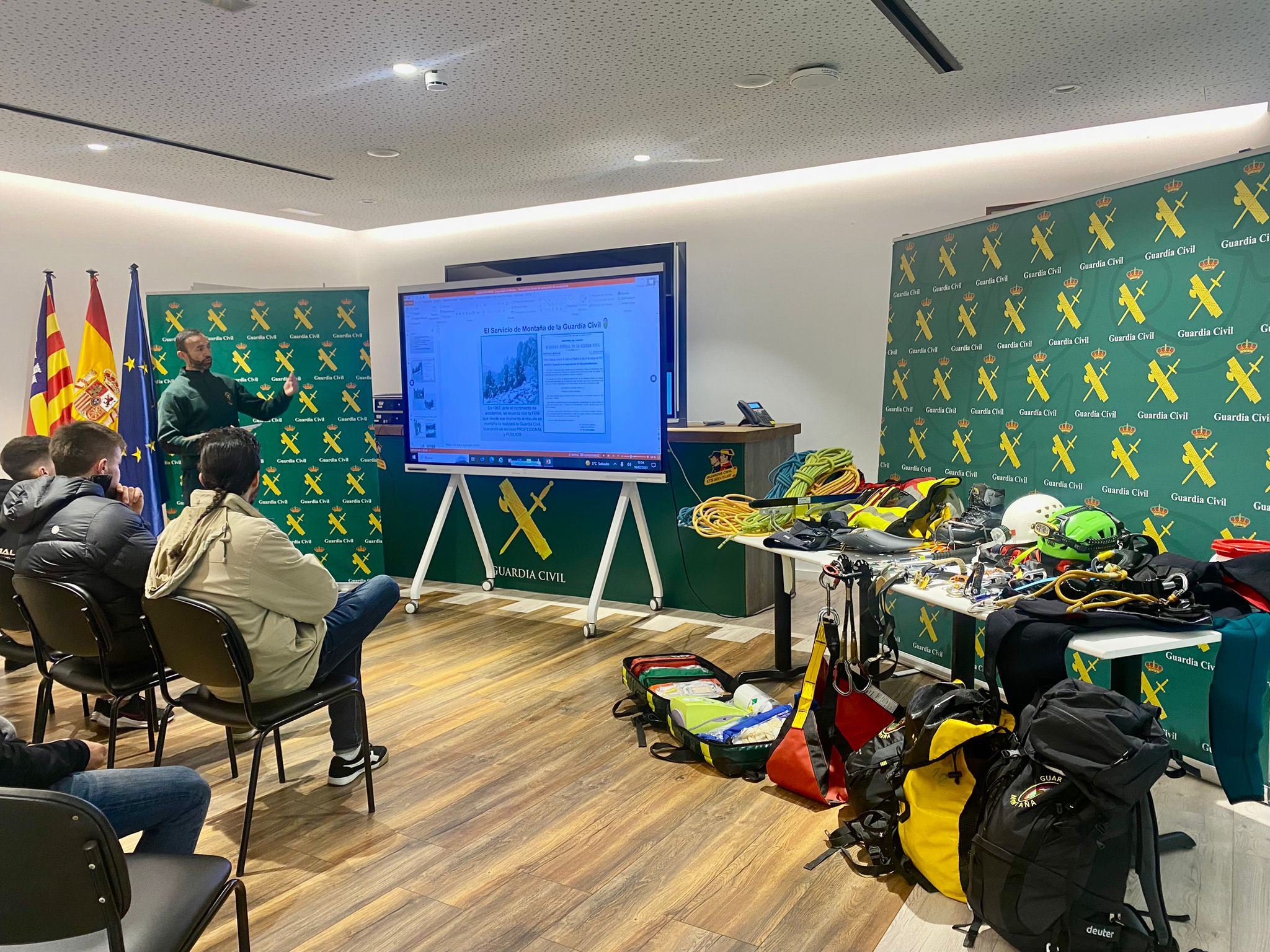 20230216 foto charla