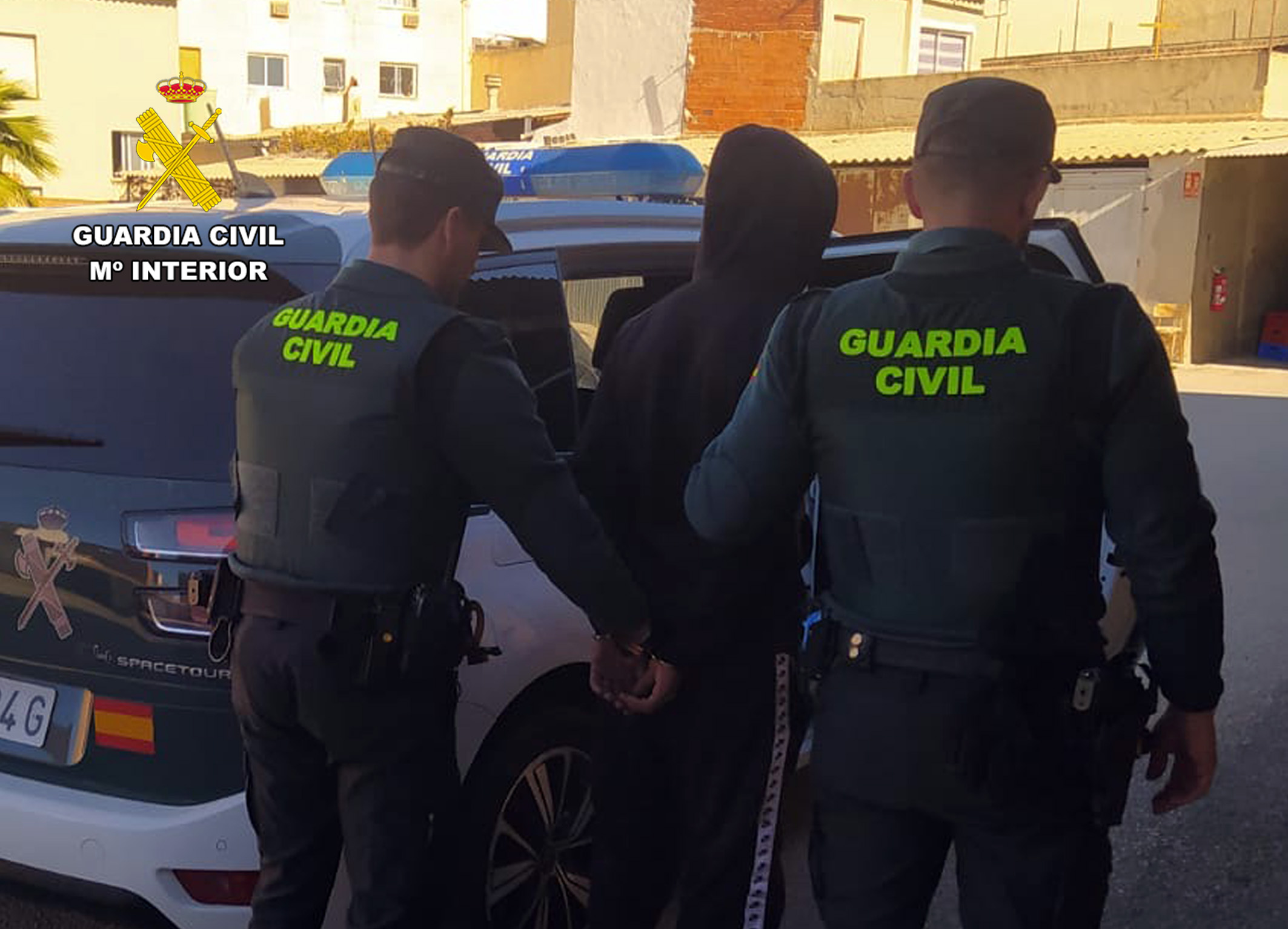 20240104 DETENIDO ROBO PLAZA ABASTOS ARCHENA 03