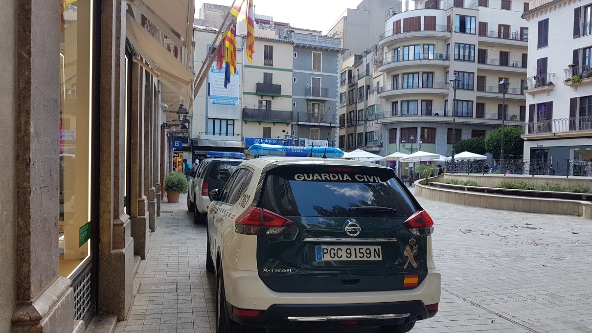 20241015 detenidos robno vehiculos