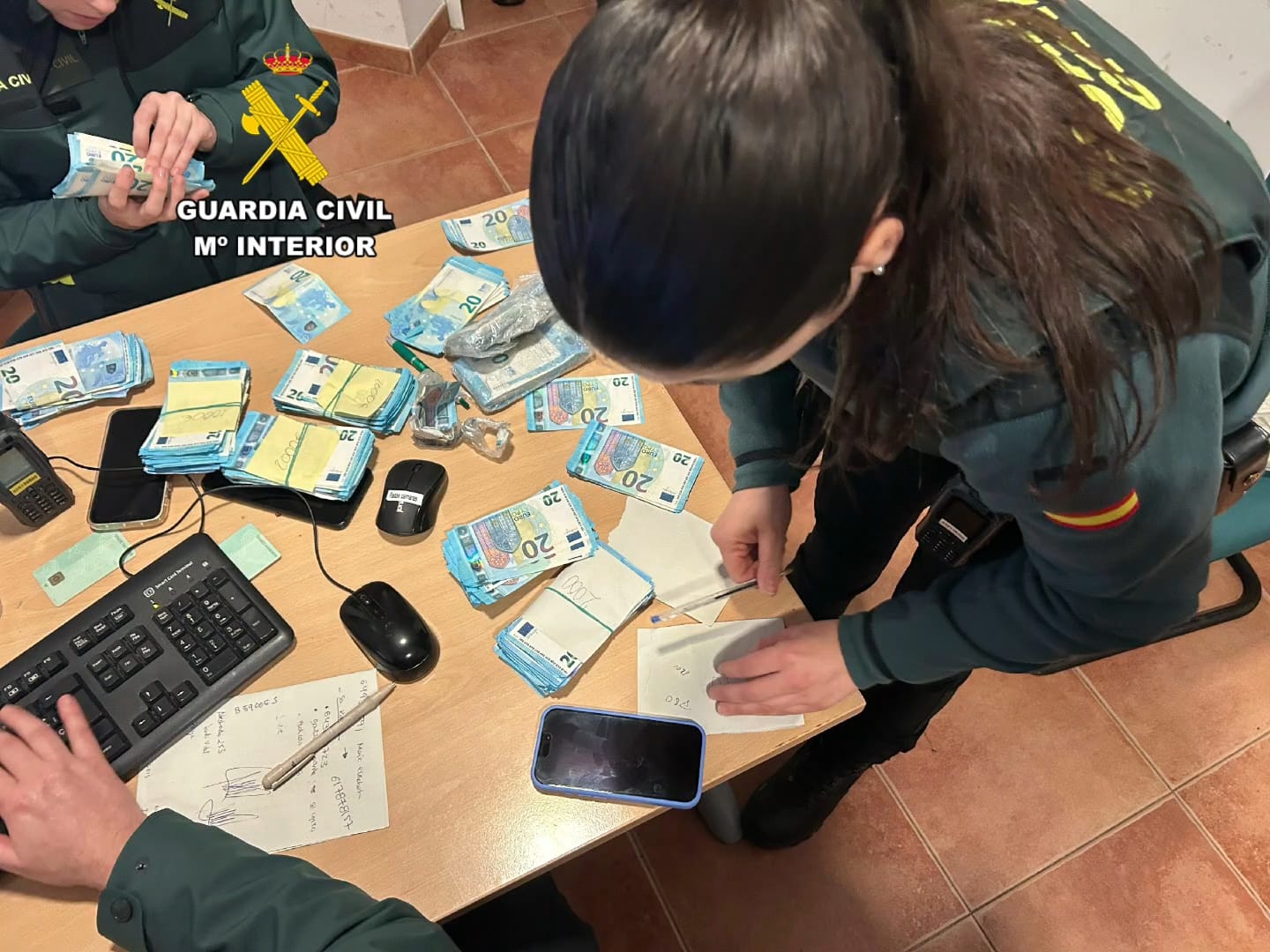 20250319 detenido billetes falsos2