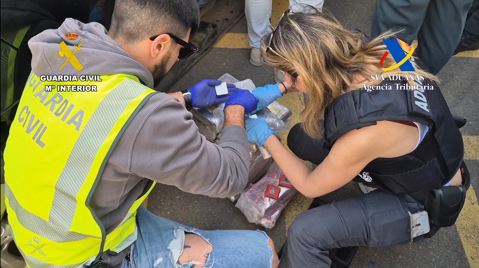 20250424 15 kilos coca y 2 hachís puerto tebal 4