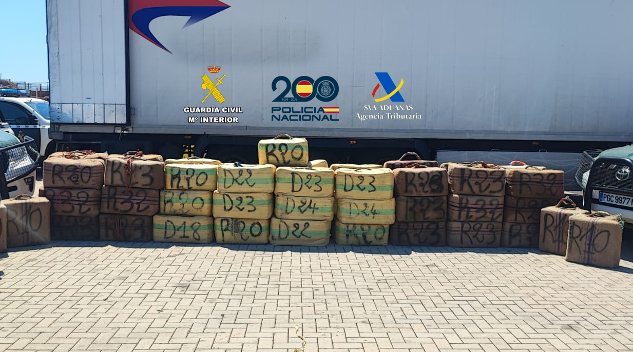 20250721 2500 kilos hachis ibiza