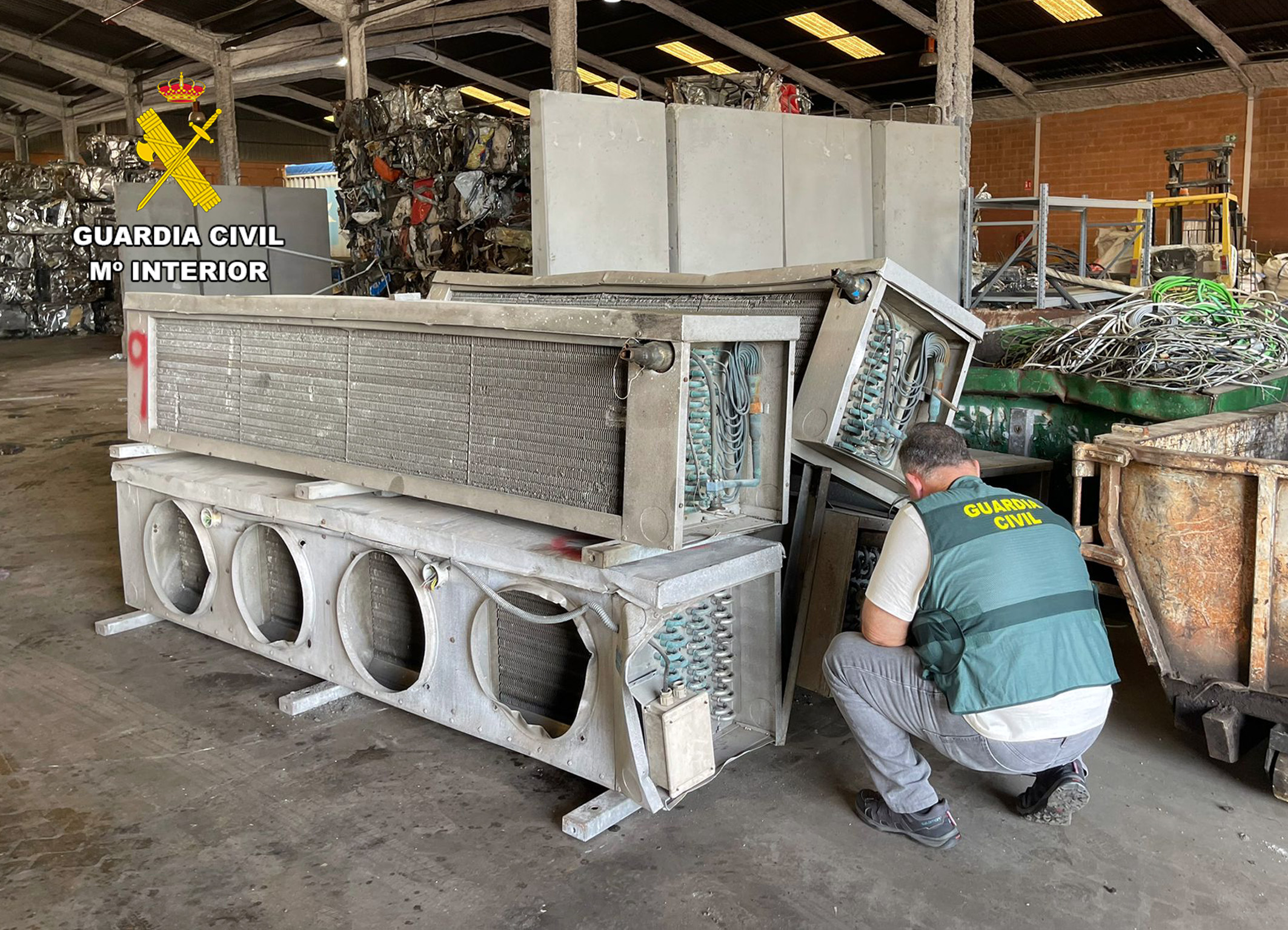 20251227 DETENIDOS SUSTRACCIONES MATERIAL PEAG ROCA 5 CT 01