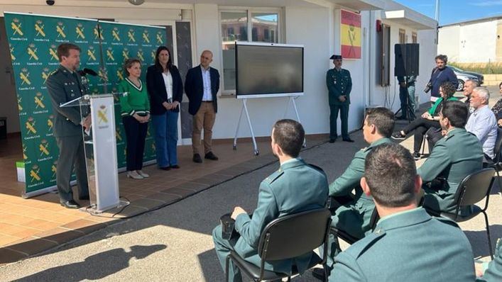 464054 guardia civil puesto campos