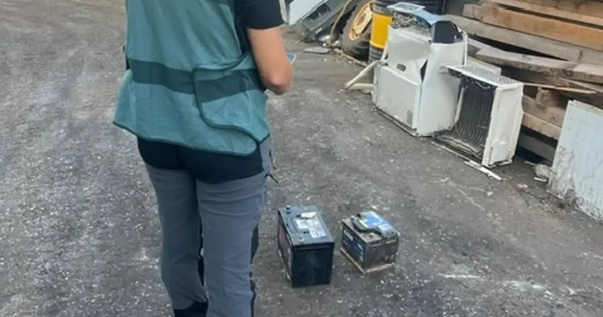 4743197