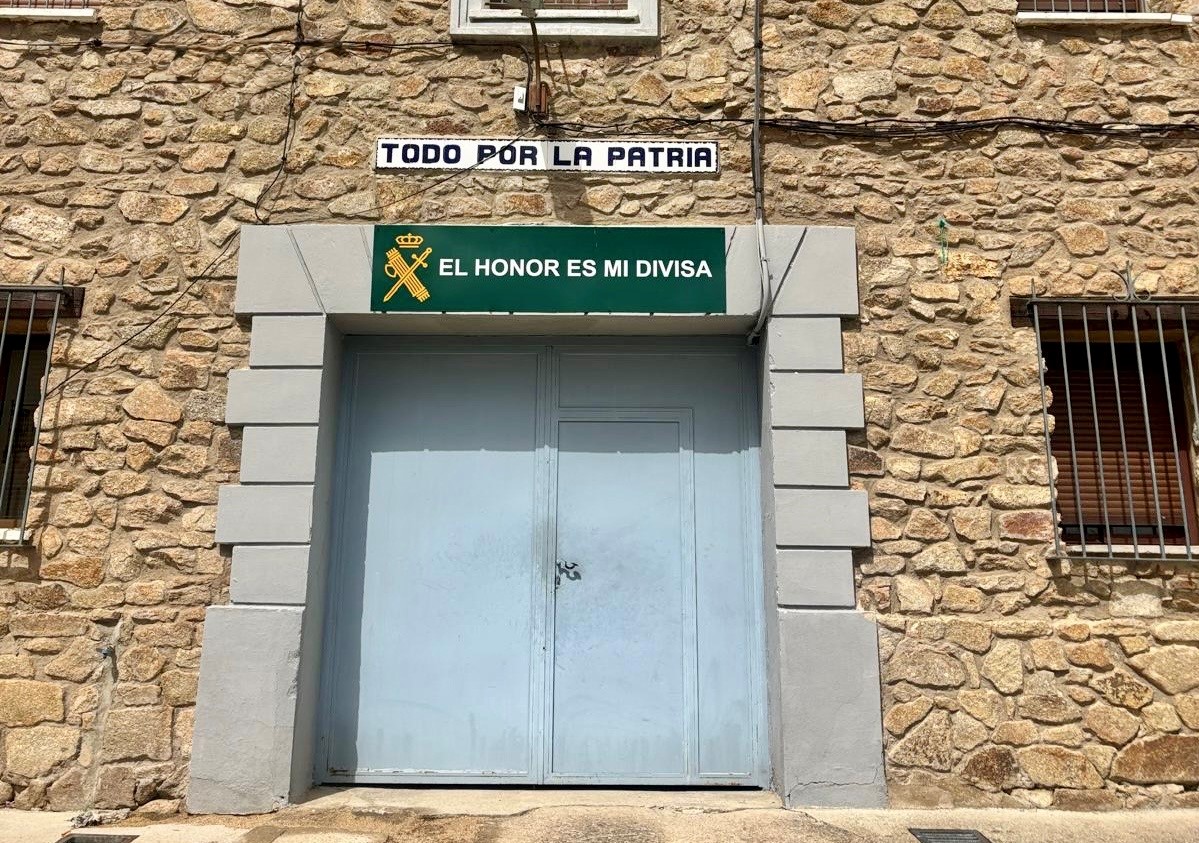 Cuartel de la Guardia Civil de Hoyos Cáceres