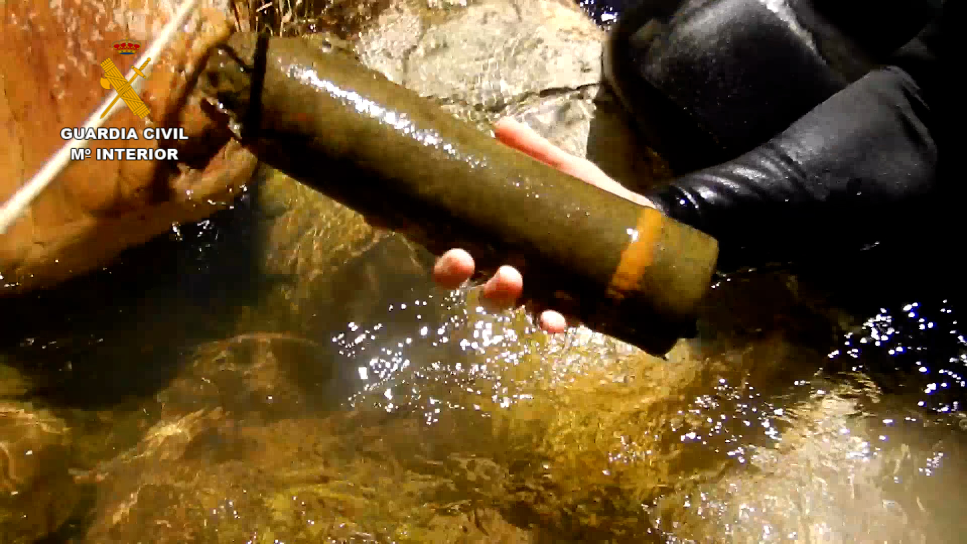 Desactivacion explosivo zaragoza editada.00 02 04 12.Imagen fija002