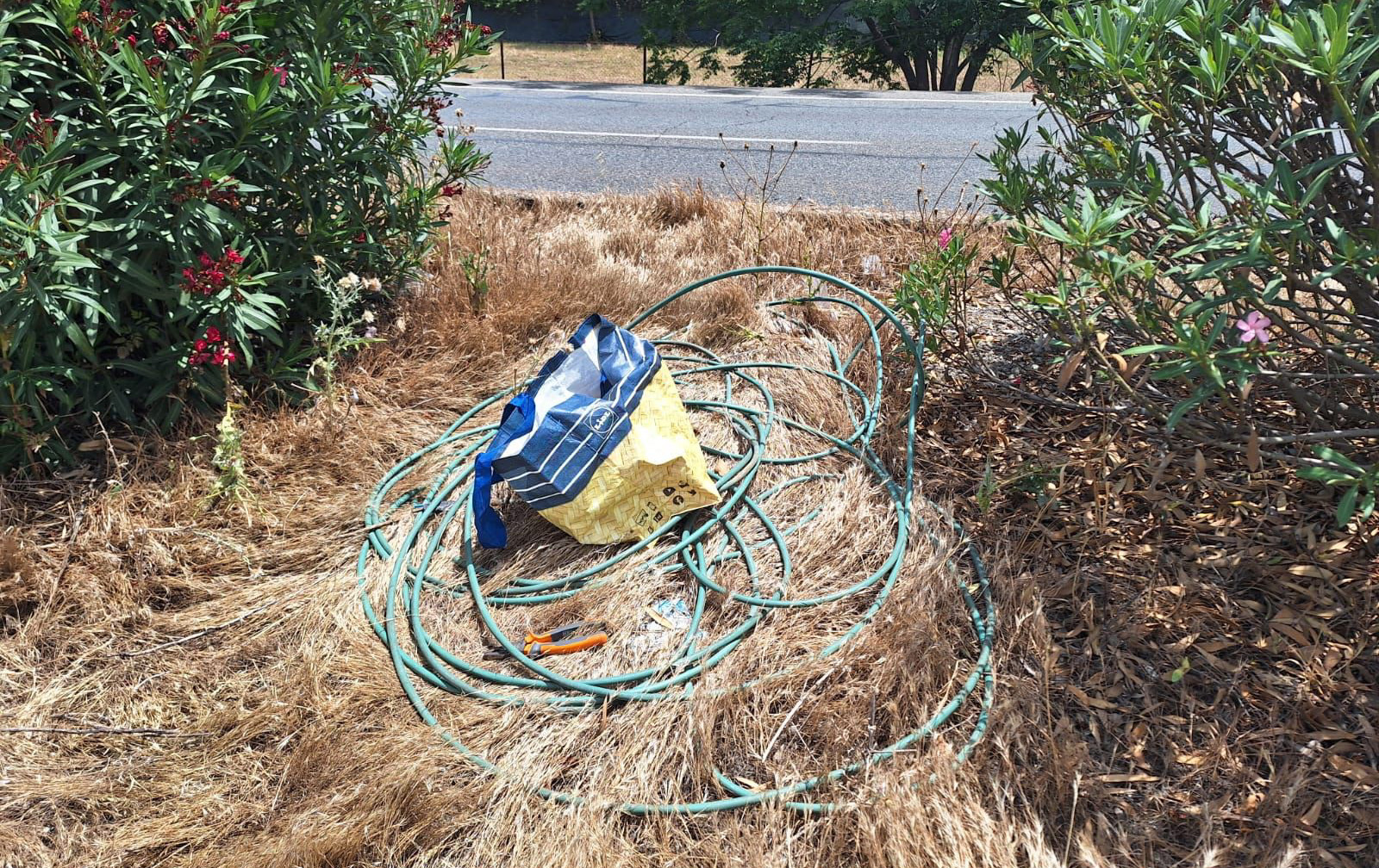 Detención dos personas roban cable cruce Medina Azahara foto 1