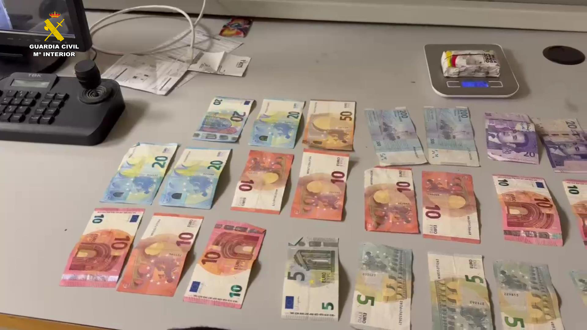 Detenido droga control vehiculo 4