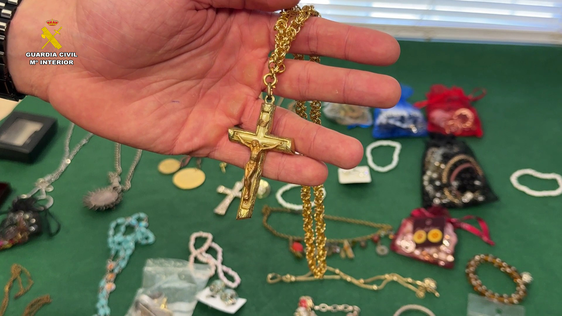 Detenidos robo vivienda 8