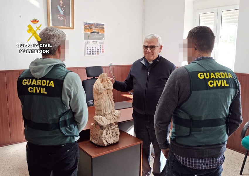 Entrega Virgen