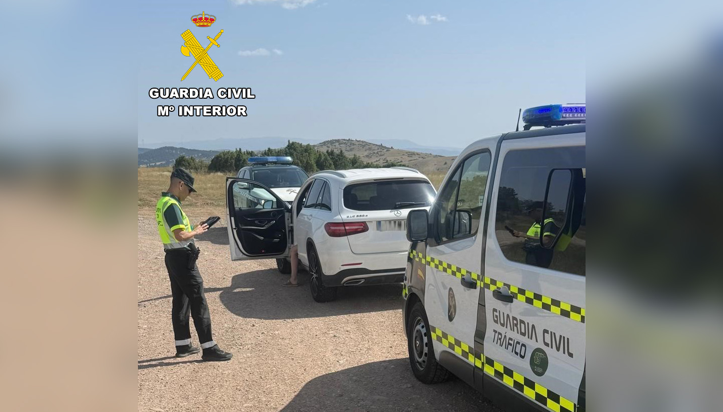 Foto copia atestados trafico furgon