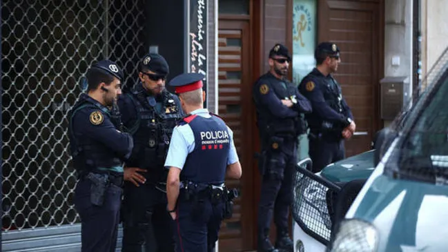Guardia Civil y Mossos dEsquadra