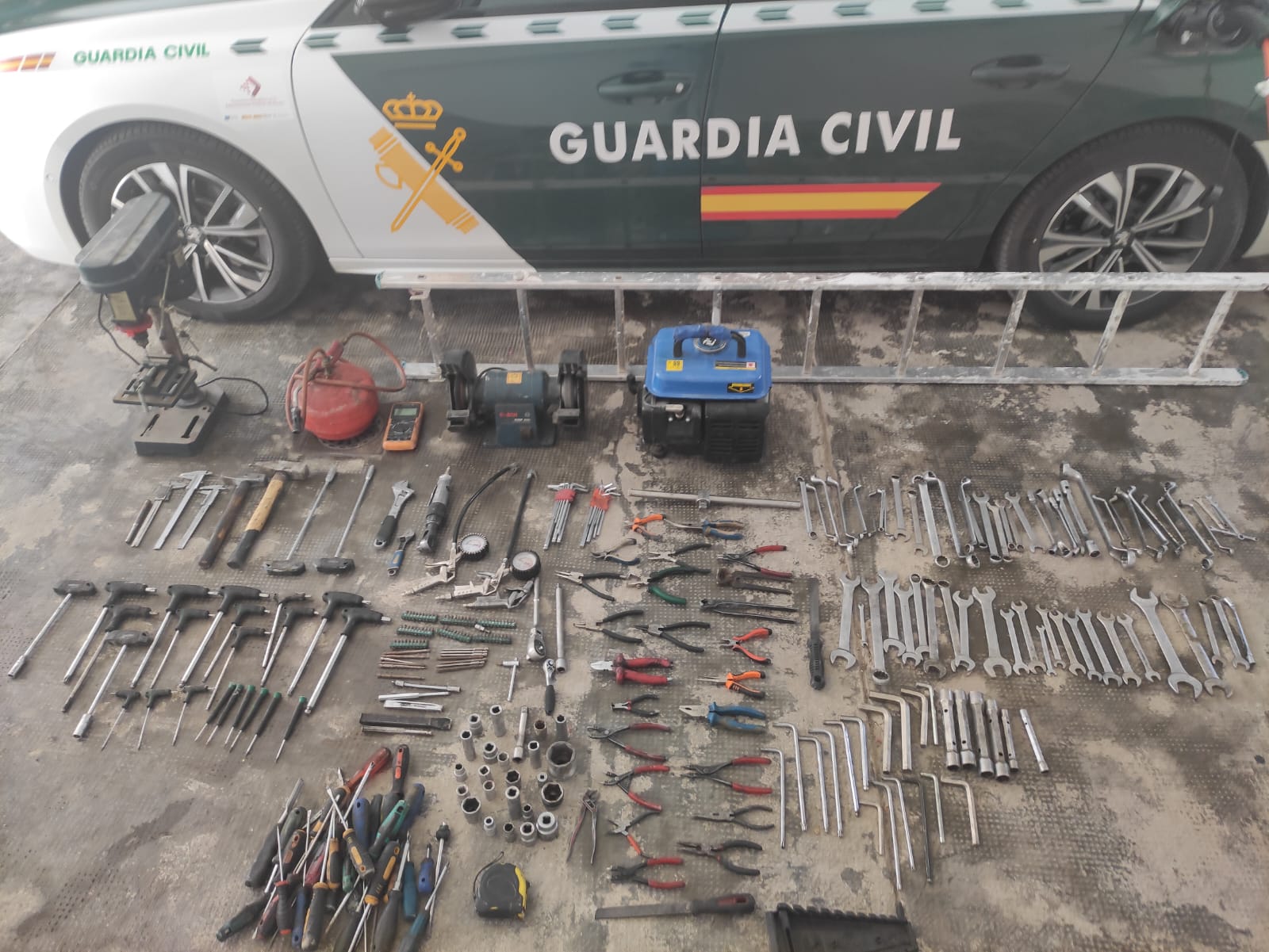 HERRAMIENTAS RECUPERADAS MARTOS