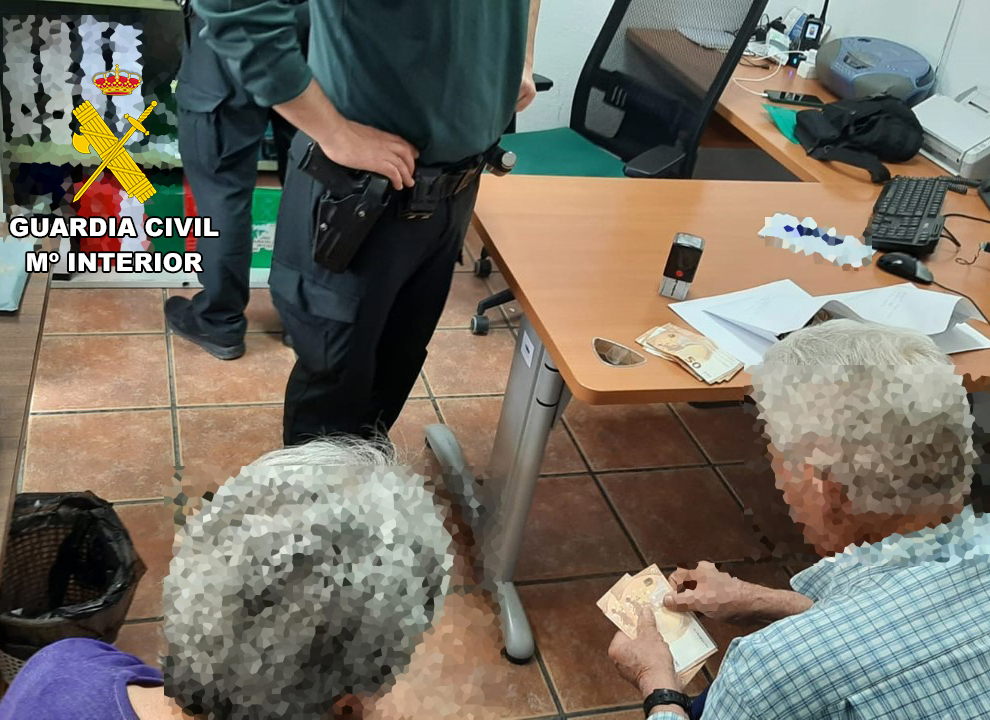 HURTO CASTILLO LOCUBIN