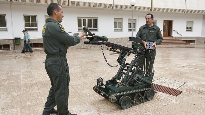 Imagen desactivacion explosivos Guardia Civil 1775832651 179404725 667x375