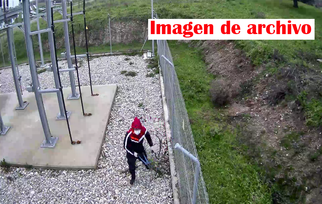 Imagen archivo autores robo fotovoltaicas