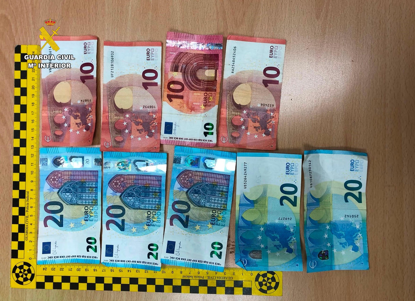 Imagen parte del dinero sustraído