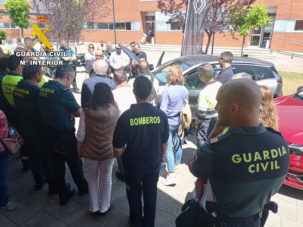 Jornadas vehículos eléctricos híbridos y a gasjpg