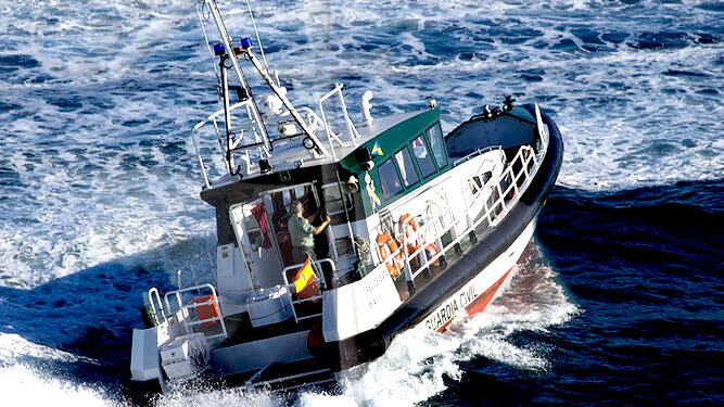 embarcacion Guardia Civil vehículo imagen archivo