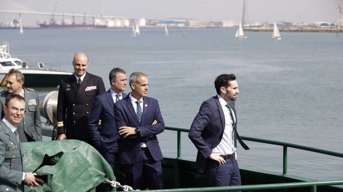 Rafael Perez Servicio Maritimo Guardia