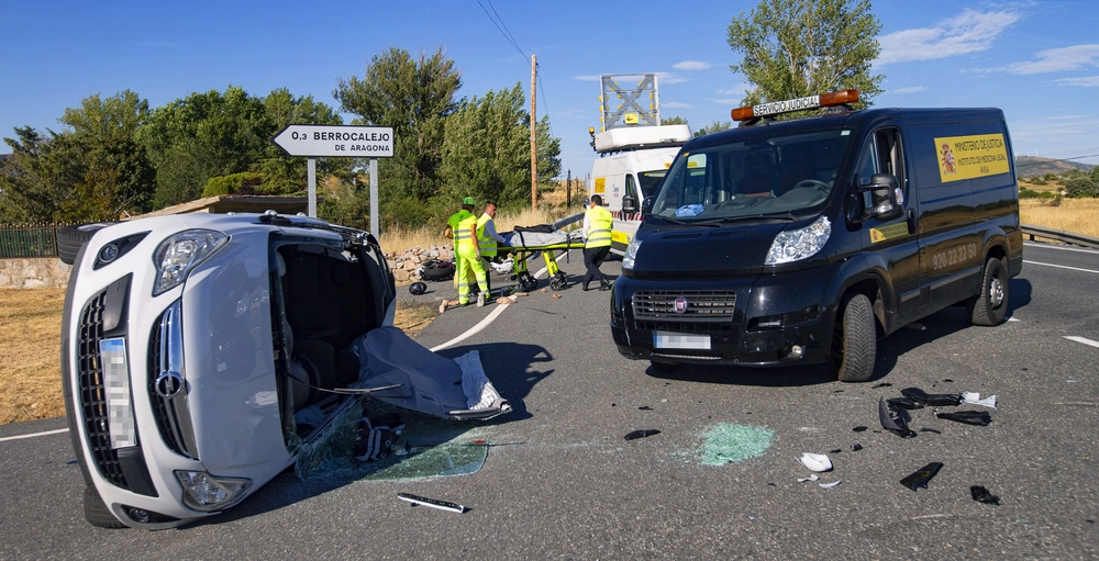 accidente agente avila