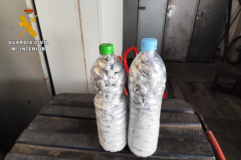 botellas hachis 1