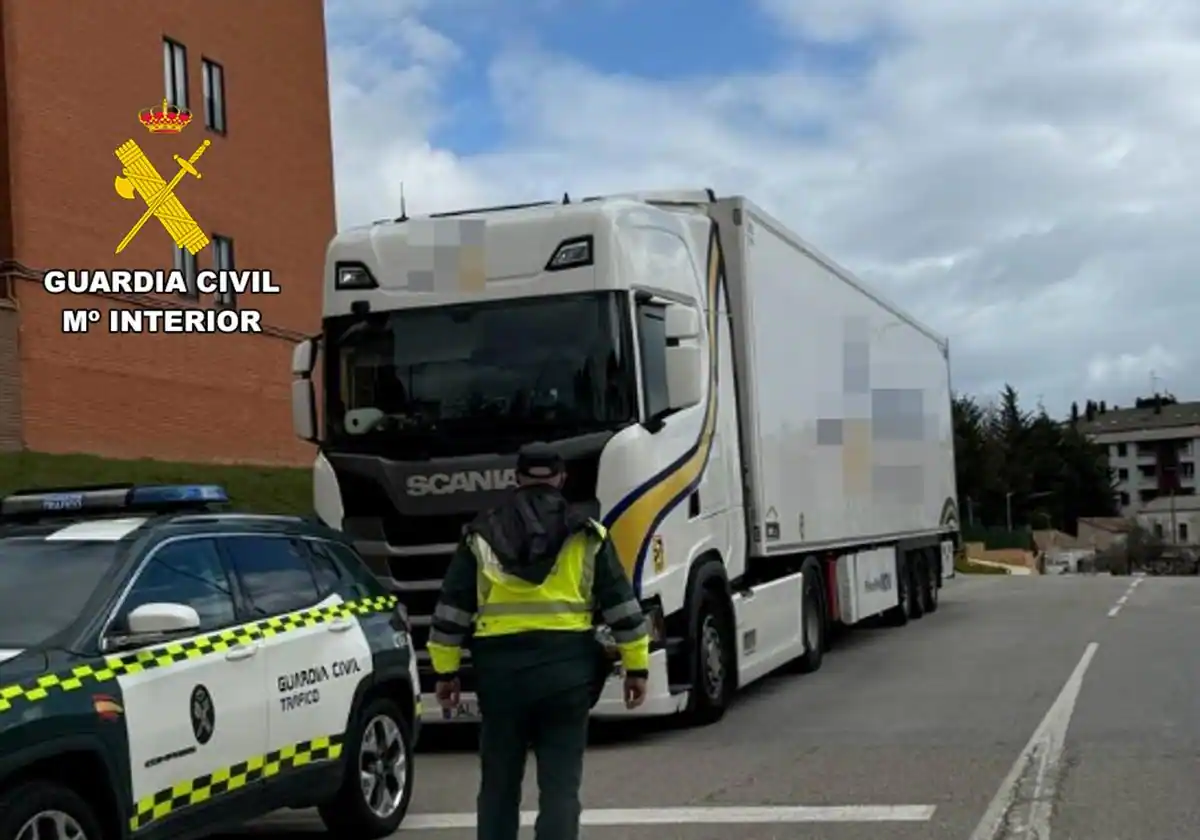 camion guardia civil trafico
