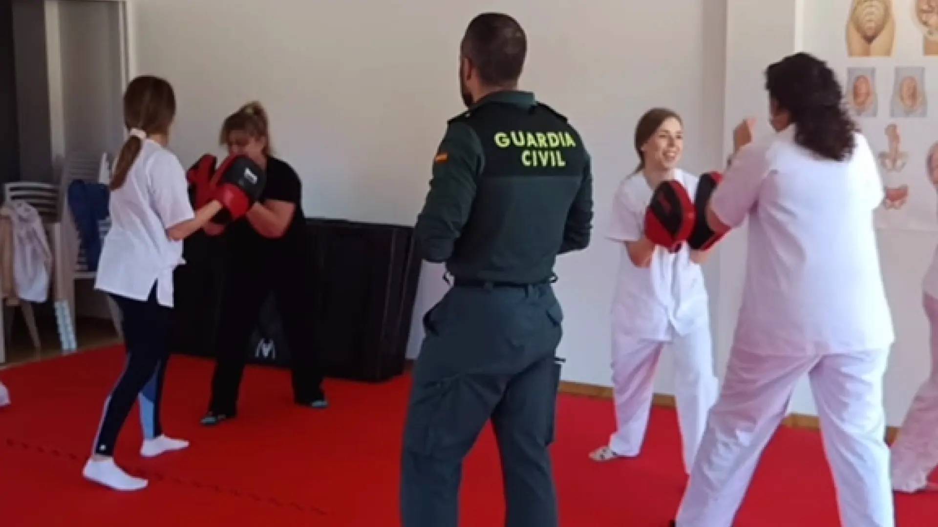 clases practicas de defensa y autoproteccion