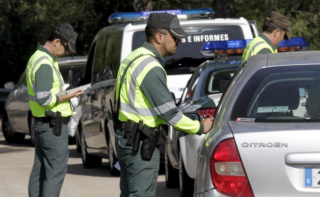 control guardia civil trafico