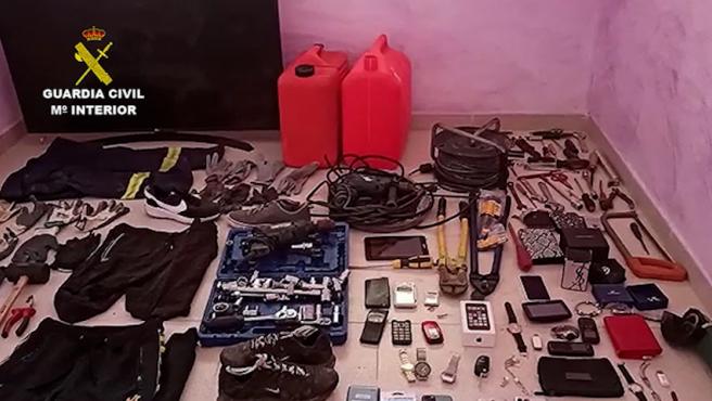 desmantelado una banda peligrosa especializada en el robo en viviendas