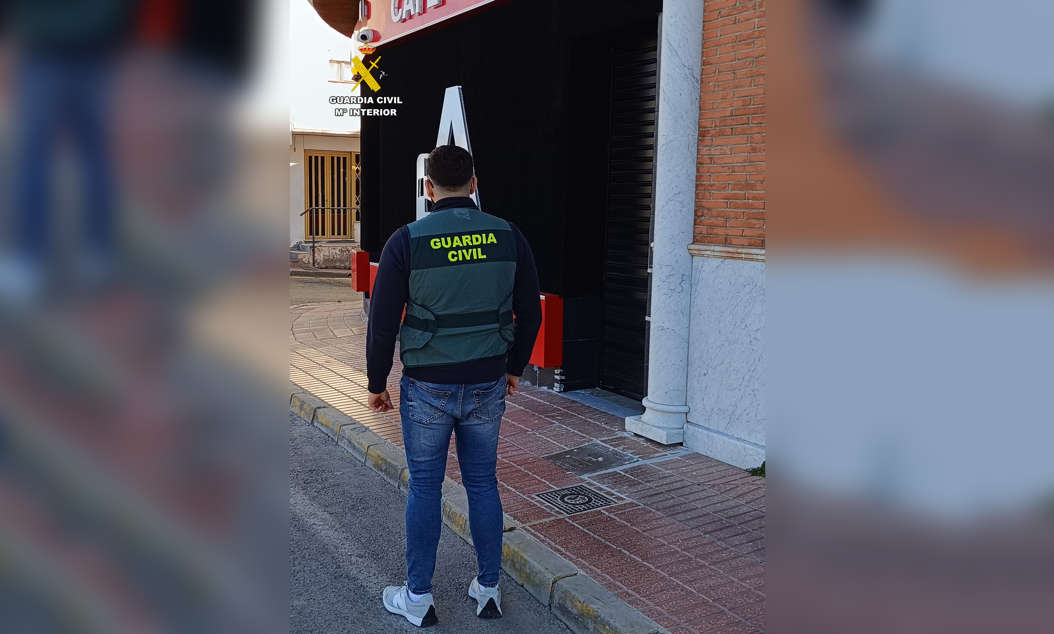 editada almeria 3107
