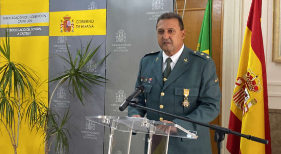 entrega medalla isabel