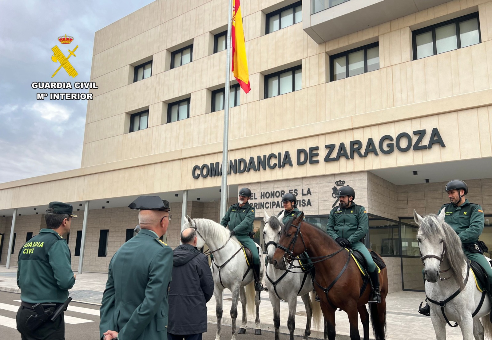 escuadron caballeria en zaragoza