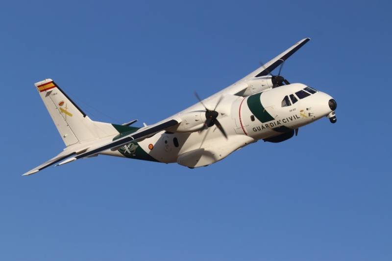 foto articulo fichero AVION GUARDIA CIVIL
