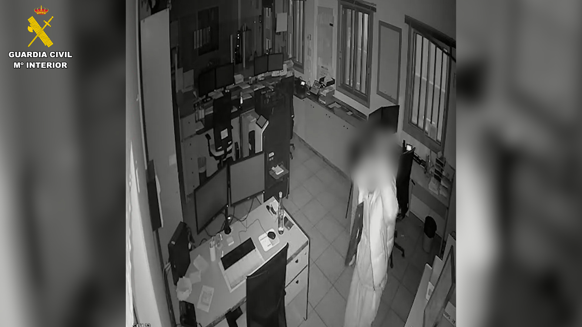 foto robo escalo 2