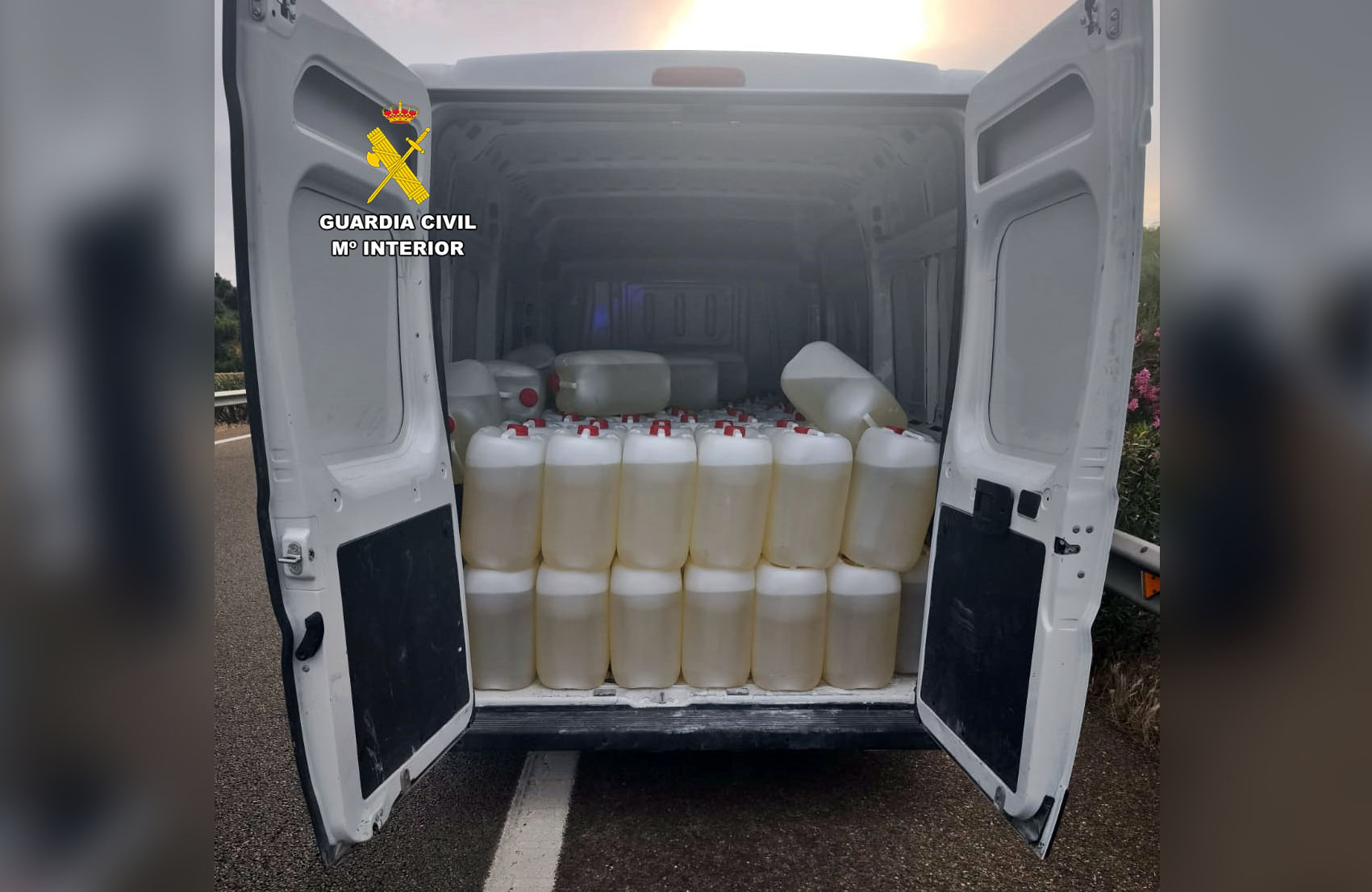 garrafas gasolina incautada 1