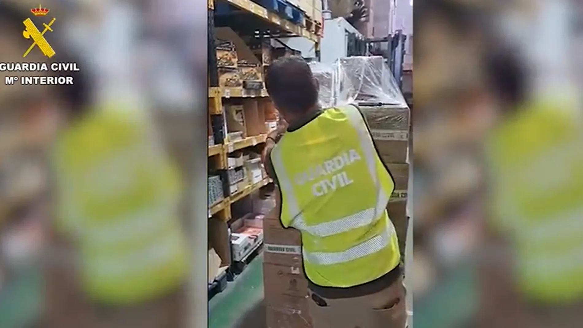 guardia civil interviene material pirotecnico