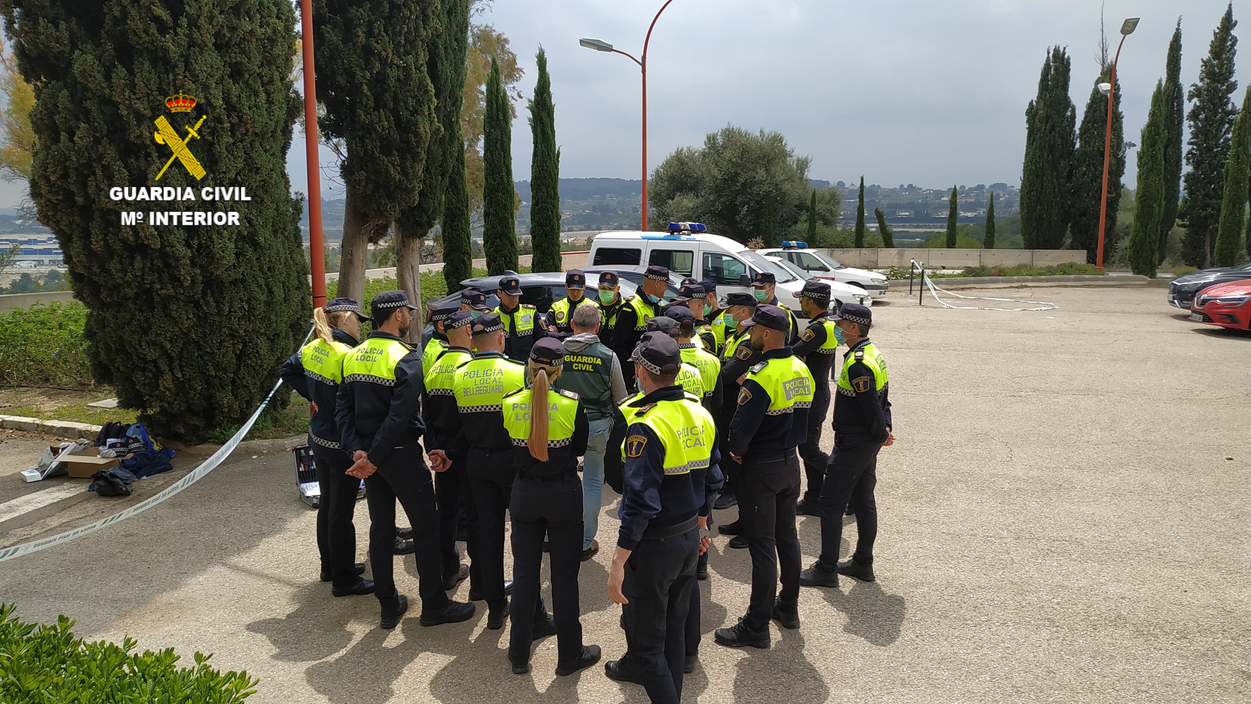 guardia civil valencia policias locales