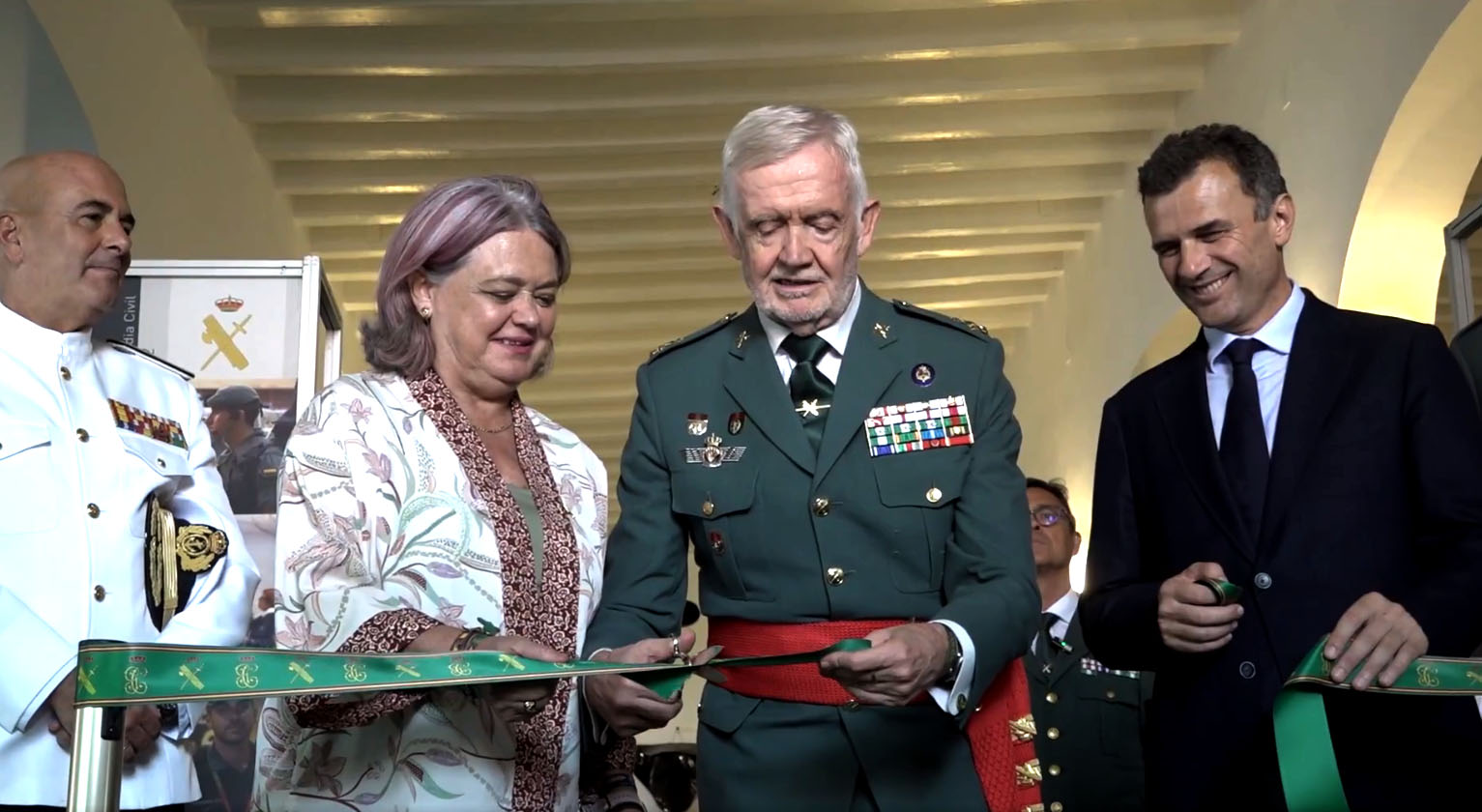 inauguracion exposicion cadiz
