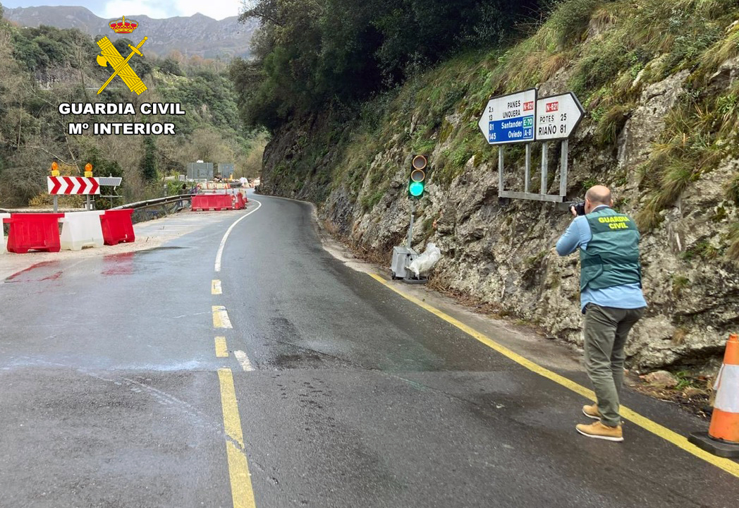 obras desfiladero1