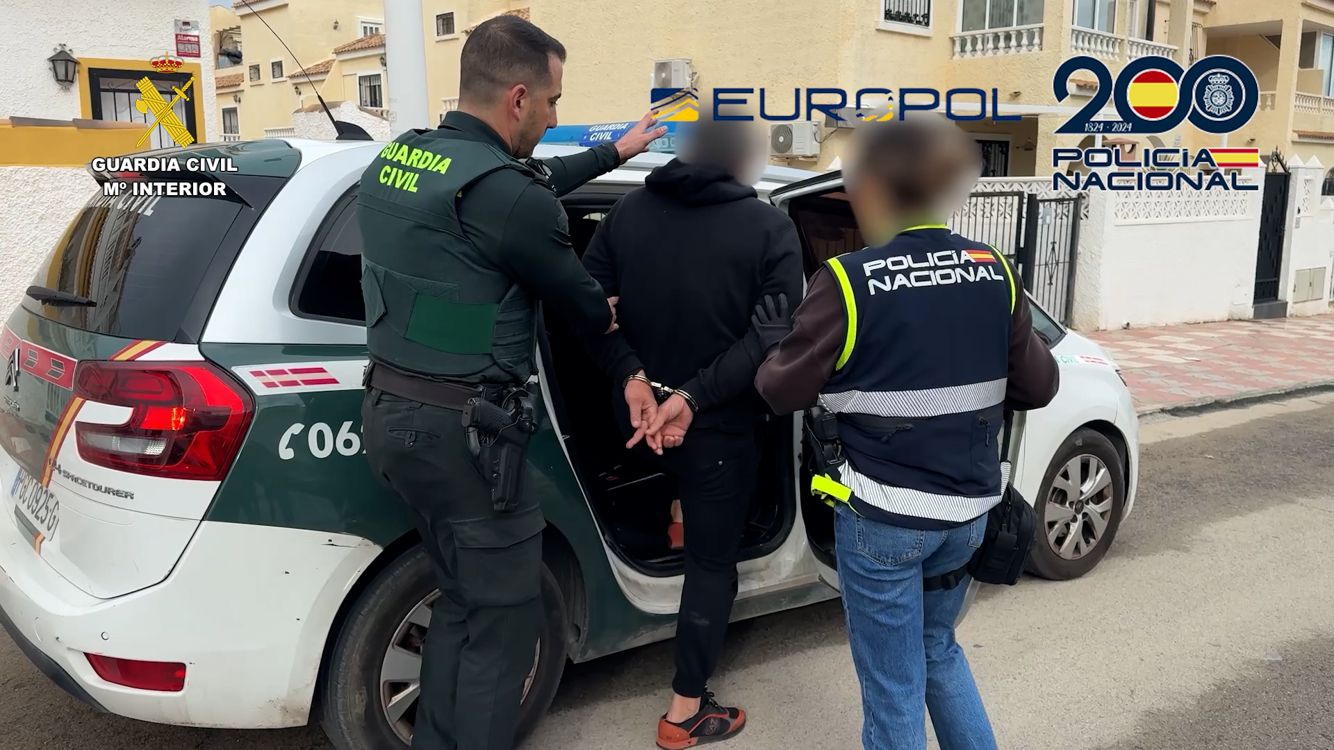 op baron galon conjunta murcia editada.00 01 19 03.Imagen fija004