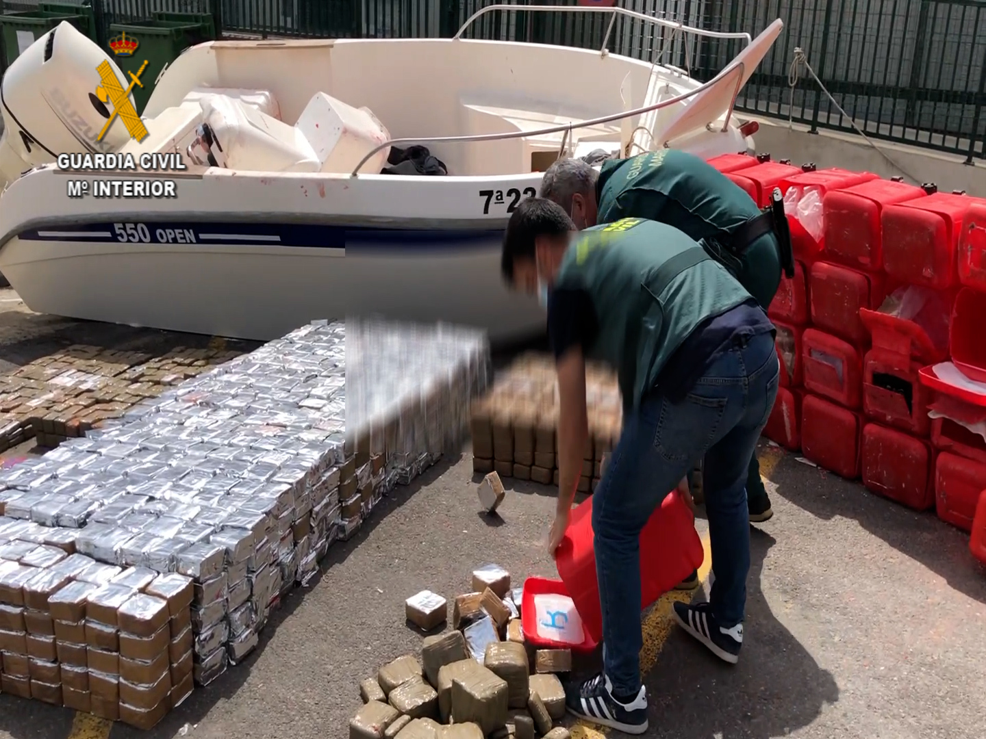 op petricor almeria editada.00 00 30 19.Imagen fija001