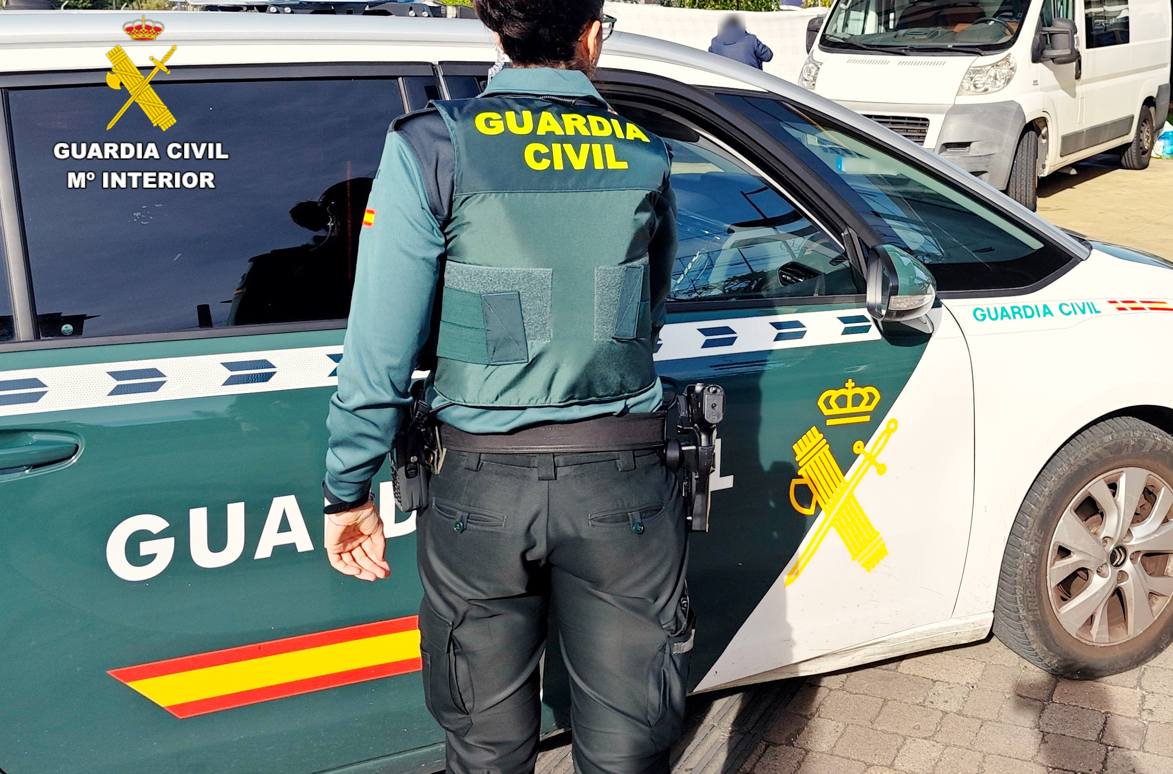 patrulla gc nota fontanero
