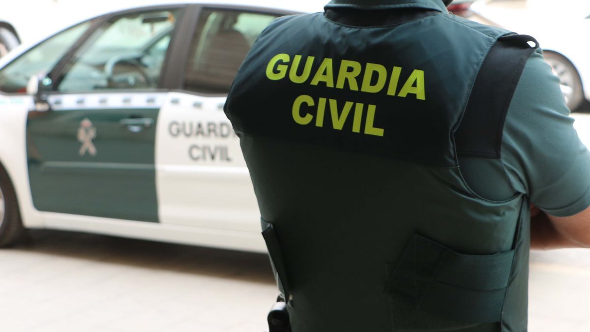 recurso guardia civil chaleco vehiculo